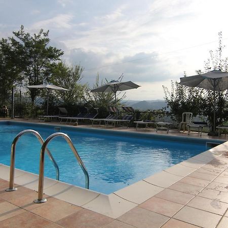 Agriturismo Ca' Isotta Castello di Serravalle Kültér fotó