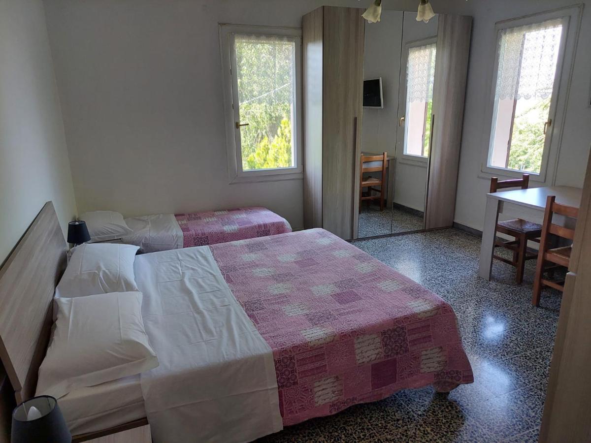 Agriturismo Ca' Isotta Castello di Serravalle Kültér fotó