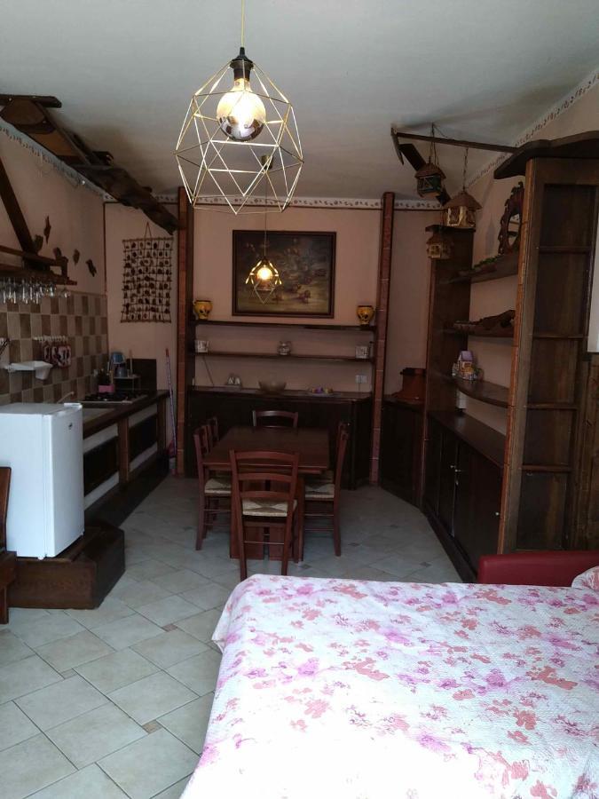 Agriturismo Ca' Isotta Castello di Serravalle Kültér fotó