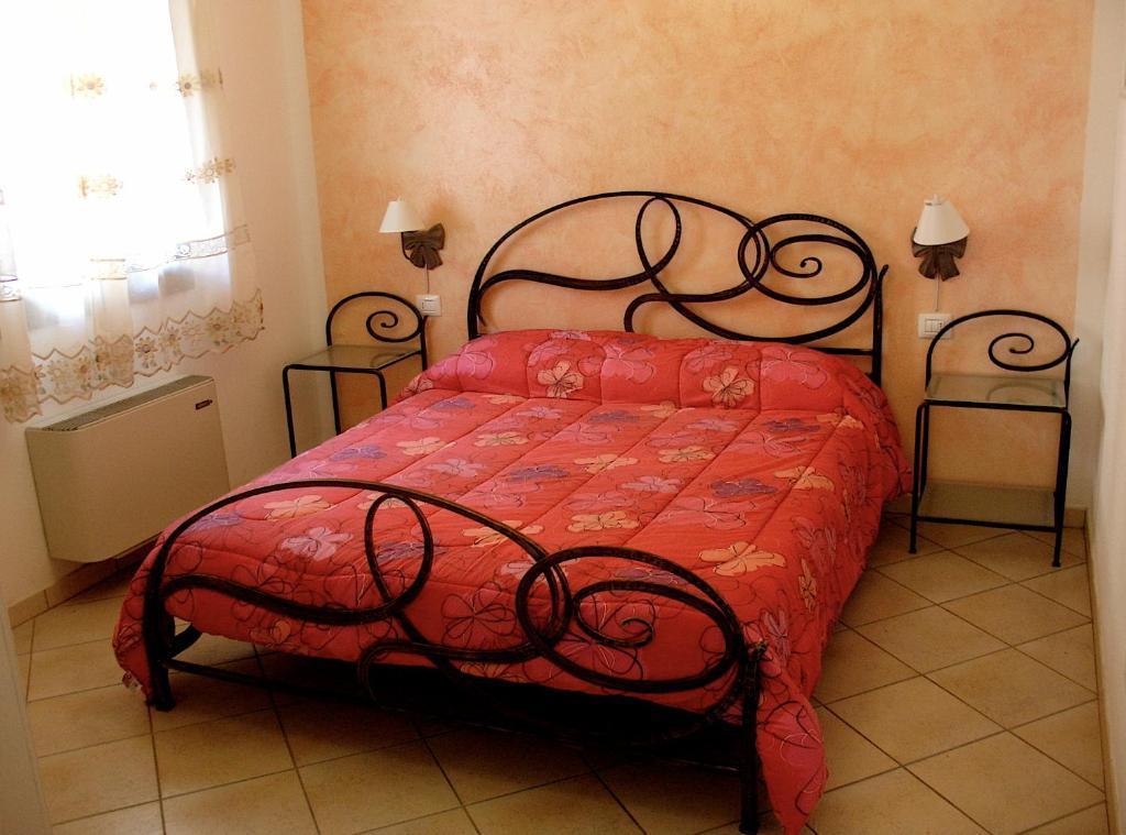 Agriturismo Ca' Isotta Castello di Serravalle Kültér fotó