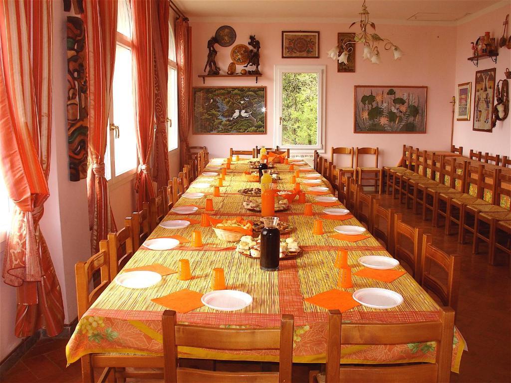 Agriturismo Ca' Isotta Castello di Serravalle Kültér fotó
